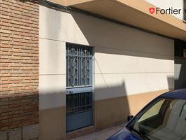 Local comercial en venta en Martos, Centro photo 0