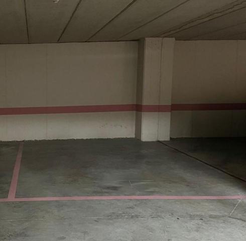 Garaje en venta en Vitoria-Gasteiz, Zabalgana photo 0