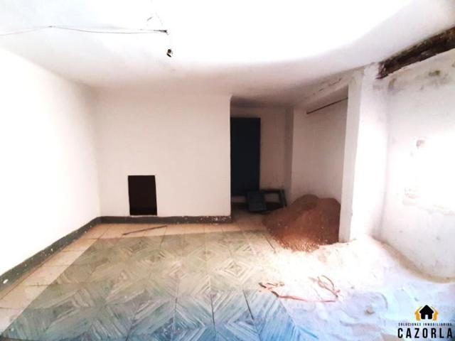 Casa en venta en Cazorla, Cazorla photo 0