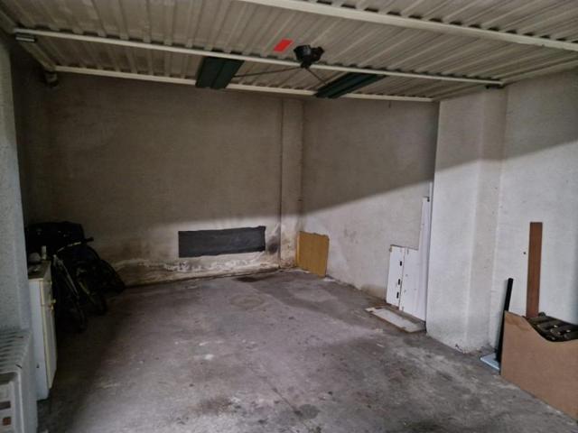 Garaje en venta en Cartes, Santiago photo 0