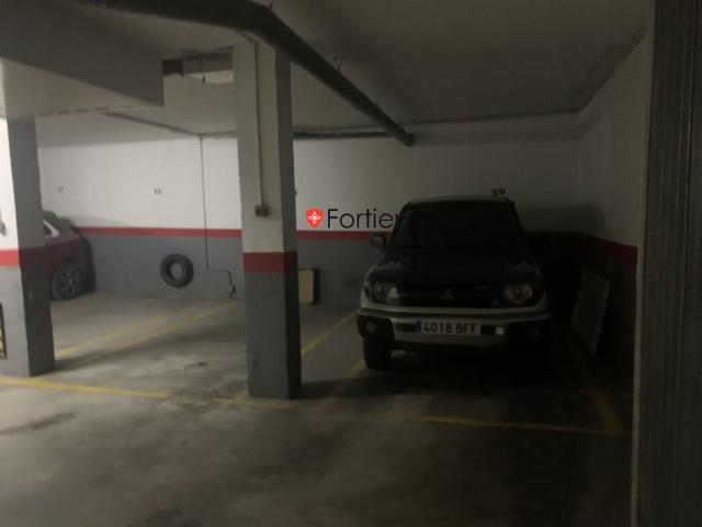 Garaje en venta en Martos, Parque photo 0