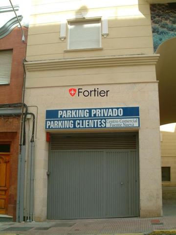 Garaje en venta en Martos, Centro - Fuente Nueva photo 0