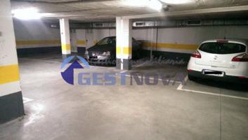 Garaje en venta en Santiago de Compostela, O Castineirino photo 0