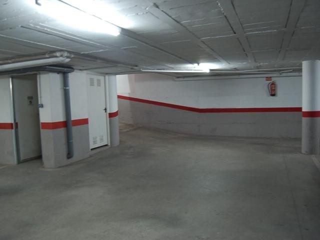 Parking en venta en Sant Feliu de Guíxols photo 0