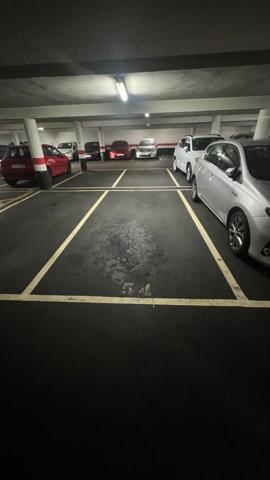 Garaje en venta en Oviedo, Centro photo 0