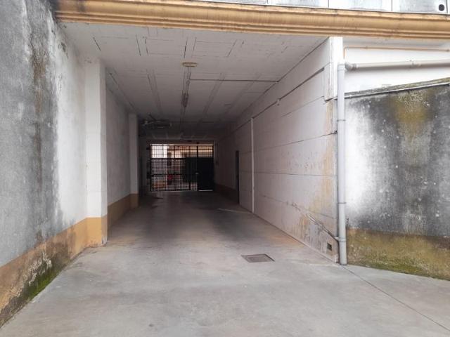 Garaje en venta en Villarrobledo photo 0
