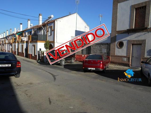 Local comercial en venta en Coria del Río, Coria Del Rio photo 0