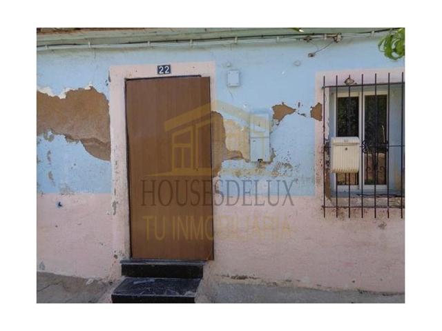 Casa en venta en Cox photo 0