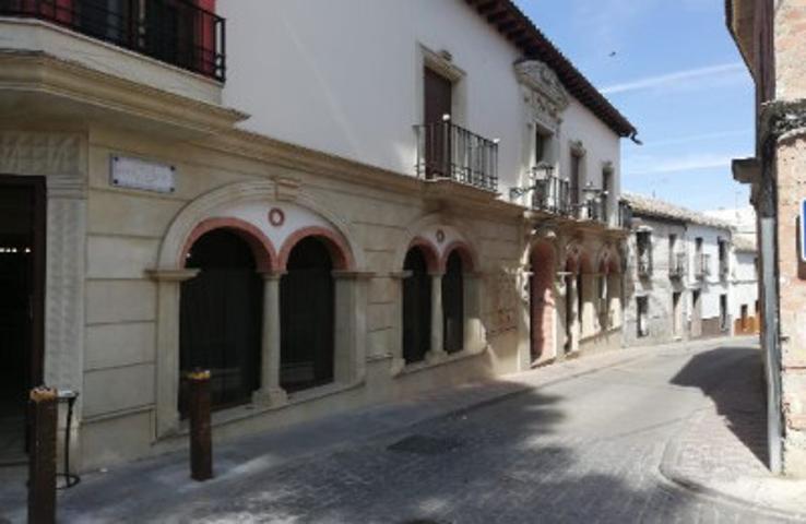 Local comercial en venta en Montemayor, Montemayor photo 0