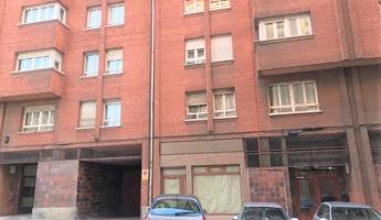 Local comercial en venta en Avilés, Aviles photo 0