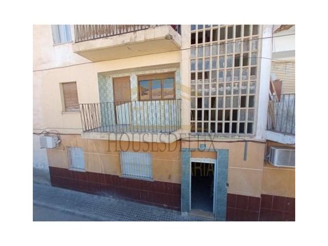 Piso en venta en Crevillent, Crevillent photo 0