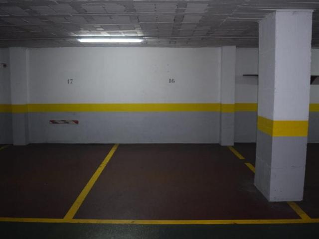 Garaje en venta en Cádiz photo 0