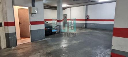 Garaje en venta en Albacete, Altozano photo 0