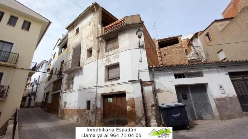 Casa en venta en Segorbe, Segorbe photo 0