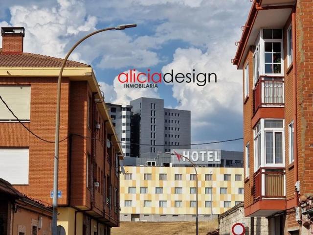 Terreno en venta en León, Leon photo 0