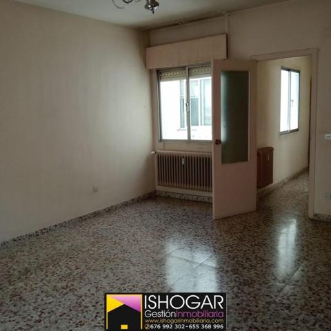 Piso en venta en Almuradiel, Almuradiel photo 0