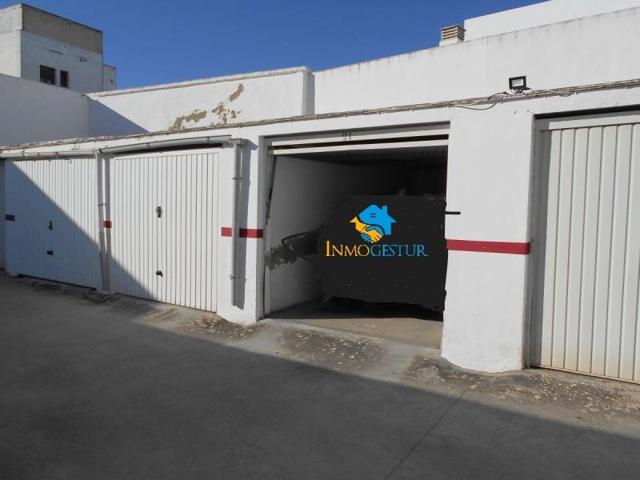 Garaje en venta en Morón de la Frontera, Centro photo 0