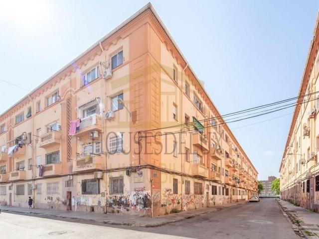Piso en venta en Valencia photo 0