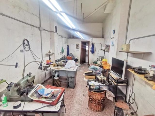 Local comercial en venta en Elda, Gran avenida photo 0