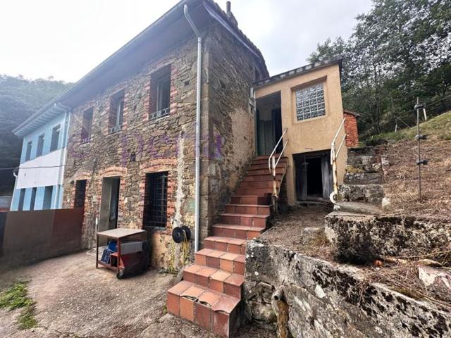 Casa en venta en San Martín del Rey Aurelio, San Martin Del Rey Aurelio photo 0