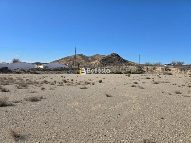 Terreno en venta en Huércal-Overa, Urcal photo 0