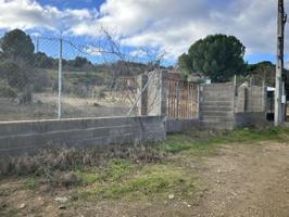 Terreno en venta en El Tiemblo, Urbanización photo 0