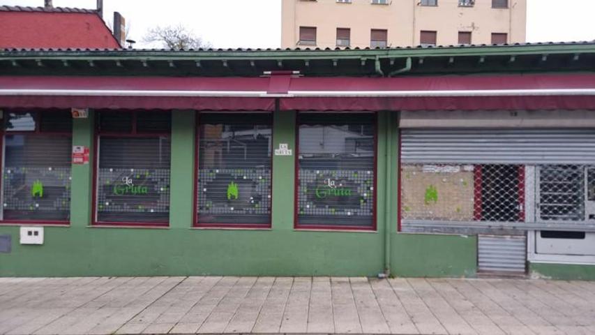 Local comercial en venta en Langreo, La Felguera photo 0