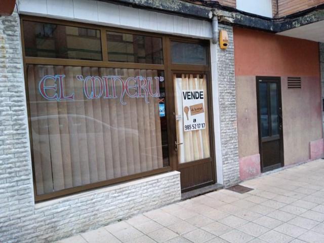 Local comercial en venta en Avilés, Versalles photo 0