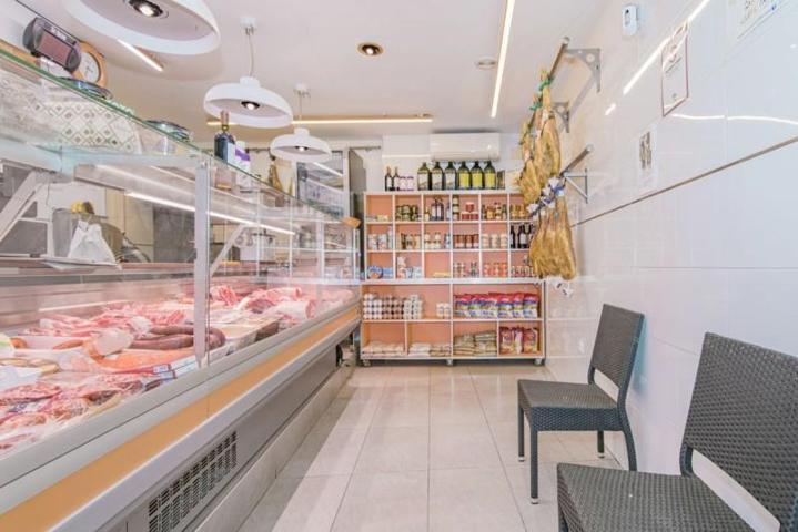 Local comercial en venta en Granada, CENTRO photo 0