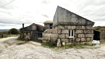 Casa en venta en Allariz, Allariz photo 0