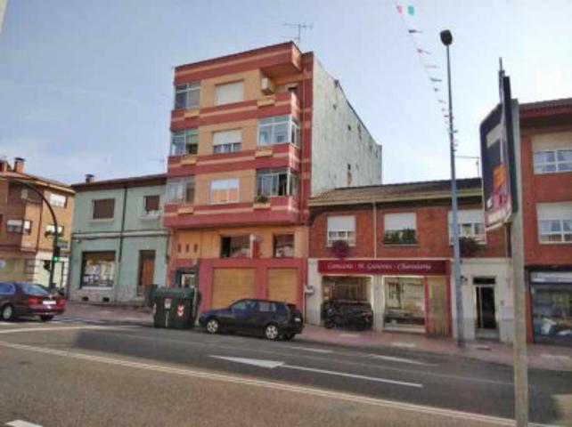 Piso en venta en León, Puente Castro photo 0