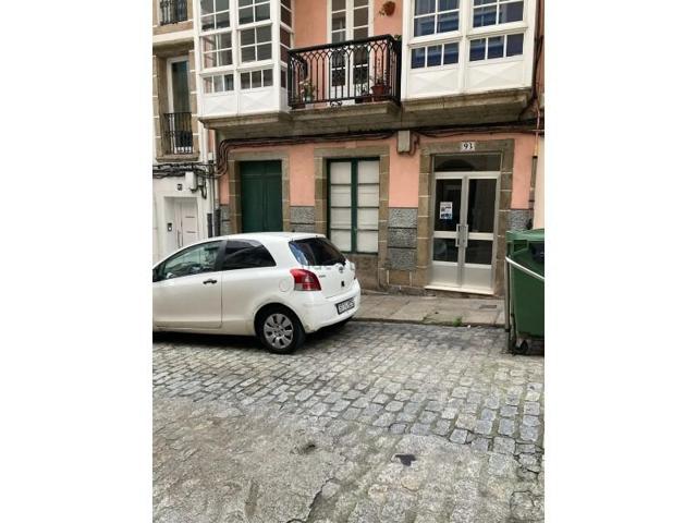 Local comercial en venta en Ferrol photo 0
