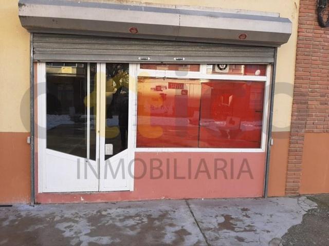 Local comercial en venta en Medina del Campo photo 0