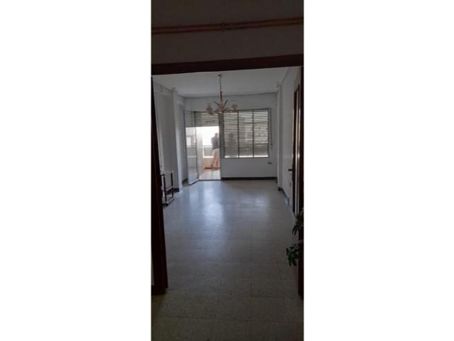 Piso en venta en Villarrobledo photo 0