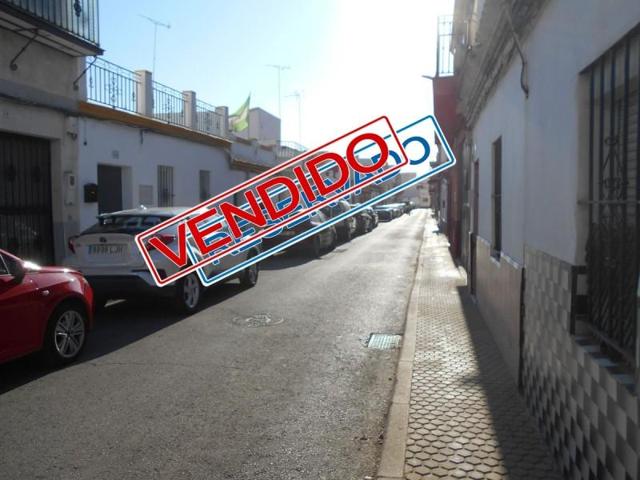 Casa en venta en Camas, La Panoleta photo 0