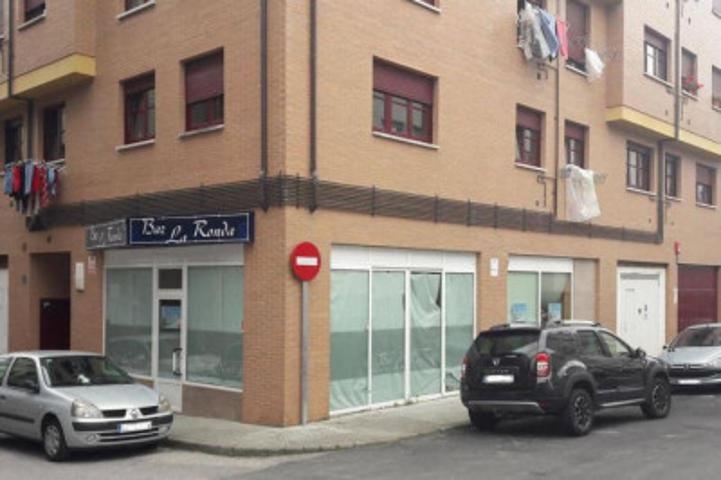 Local comercial en venta en Grado, Grado photo 0
