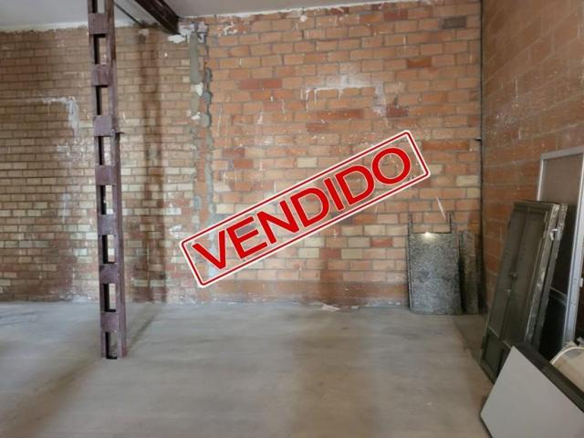 Garaje en venta en Azuaga, Azuaga photo 0