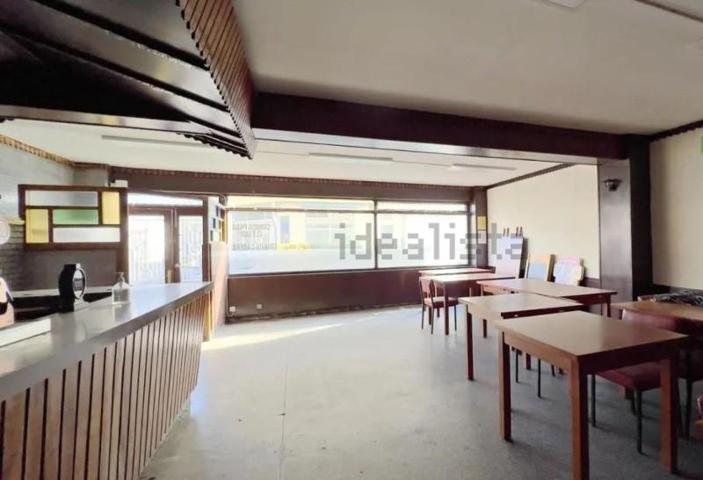 Local comercial en venta en Fene, Perlio photo 0