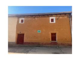 Casa en venta en Pedrosa de la Vega photo 0