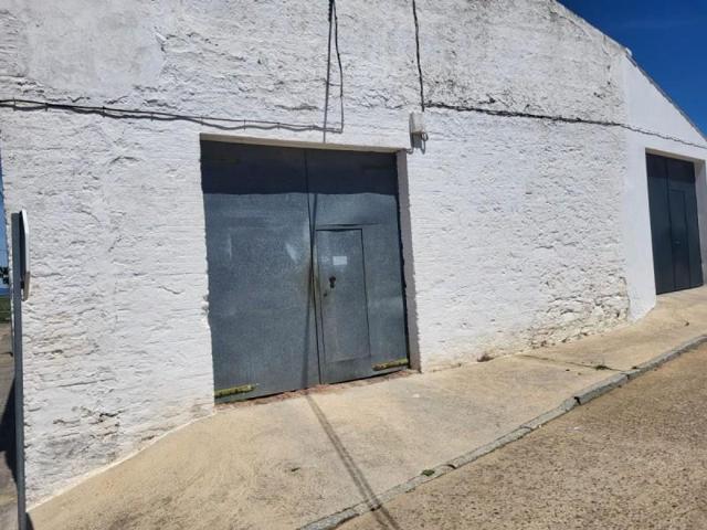 Local comercial en venta en Granja de Torrehermosa, Granja De Torrehermosa photo 0