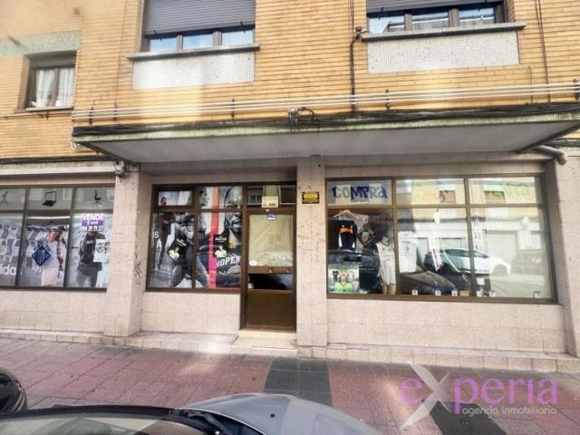 Local comercial en venta en Mieres, Mieres photo 0