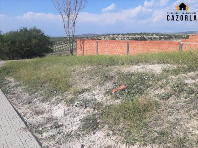 Terreno en venta en Peal de Becerro, Peal De Becerro photo 0