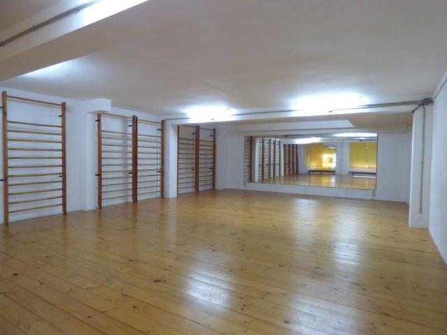 Local comercial en venta en Elda, Plaza del zapatero photo 0