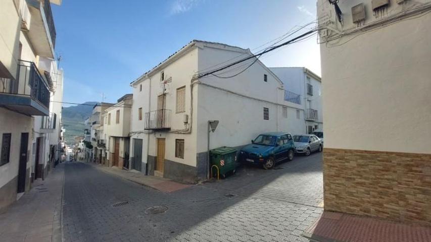 Casa en venta en Quesada, Pueblo - Proximo al centro photo 0
