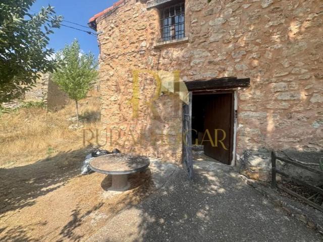 Casa en venta en Corduente photo 0