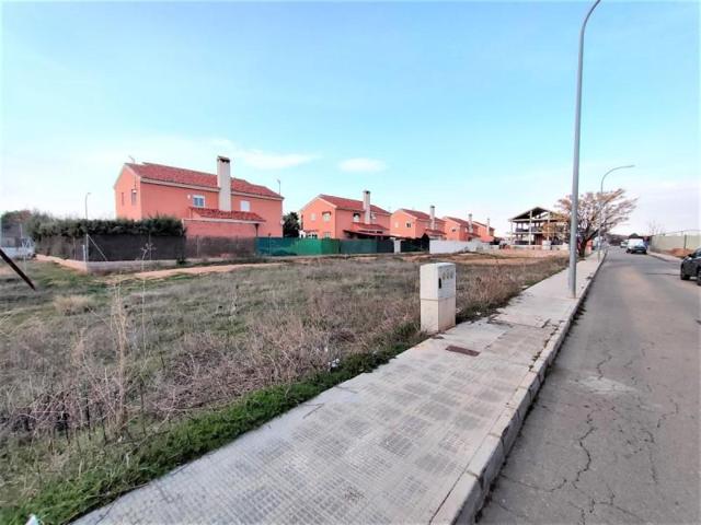 Terreno en venta en Valdepeñas, Nuevo Valdepenas photo 0