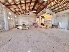 Local comercial en venta en Albaida, Albaida photo 0