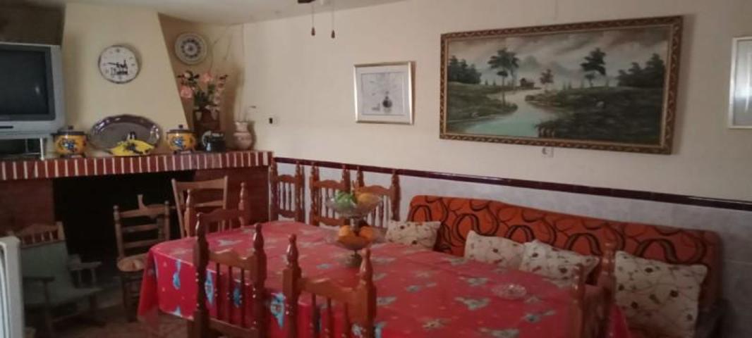 Casa en venta en Almedina, Almedina photo 0