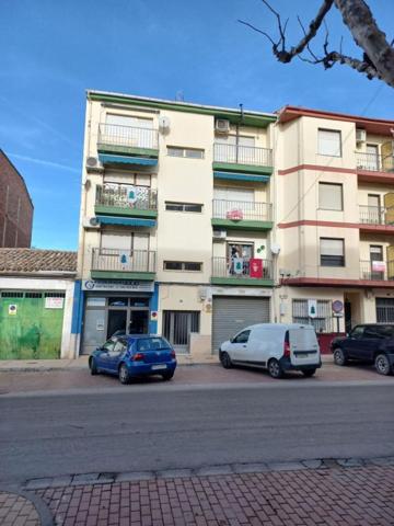 Piso en venta en Villacarrillo, Villacarrillo photo 0