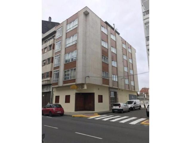 Local comercial en venta en Lalín photo 0